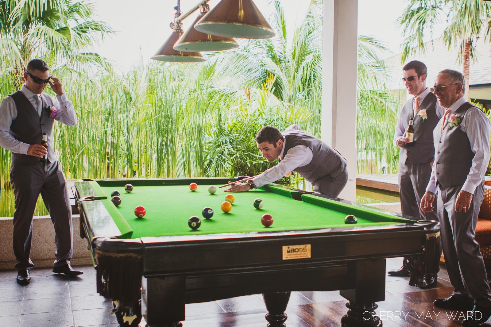 groomsmen playing billiards, groomsmen chilling, chill before wedding,