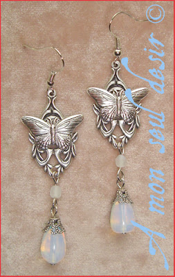 Boucles d'Oreilles papillon blanche opale elfique féerique mariage white opal elven fairy butterfly earrings