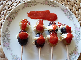 uvas rellenas de mascarpone napadas