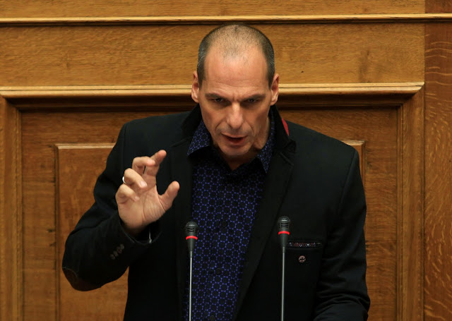 Βαρουφάκης: “Σε κατάθλιψη ο Τσίπρας το βράδυ του δημοψηφίσματος”