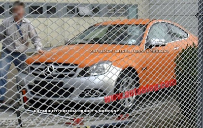 2011 2012 Mercedes C Class Coupe Orange : surprise naked