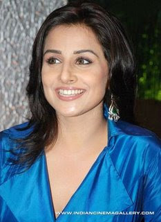 Vidya Balan Photos, Images, hot Pics,Wallpapers