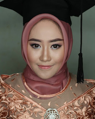 model kerudung wisuda modern terbaru