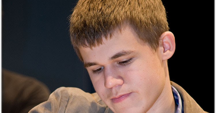 Qualquer pessoa com telemóvel arrisca-se a ser o melhor jogador do mundo. É  doping tecnológico”: Carlsen, a batota e o xadrez no século XXI