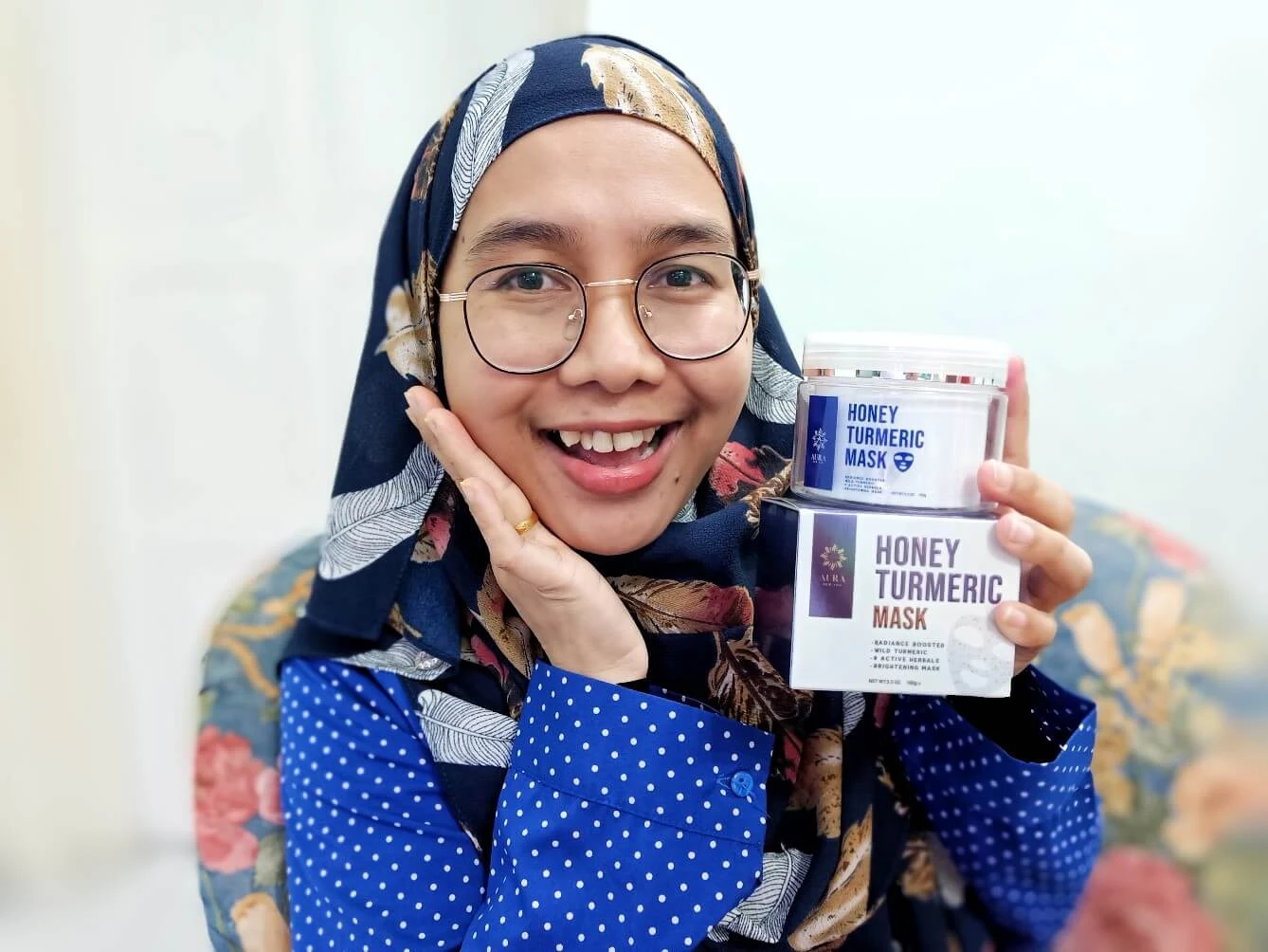 Serlahkan Aura Wajah dengan Masker Kunyit Dari Aura New You