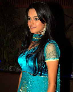 Anita Hassanandani Hot Photos | Anita Hassanandani Spicy Stills Gallery