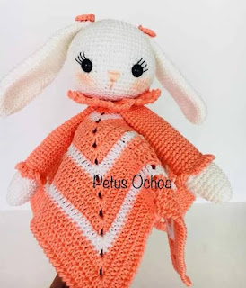 PATRON GRATIS MANTA DE APEGO CONEJA DE CROCHET 14456 🐰