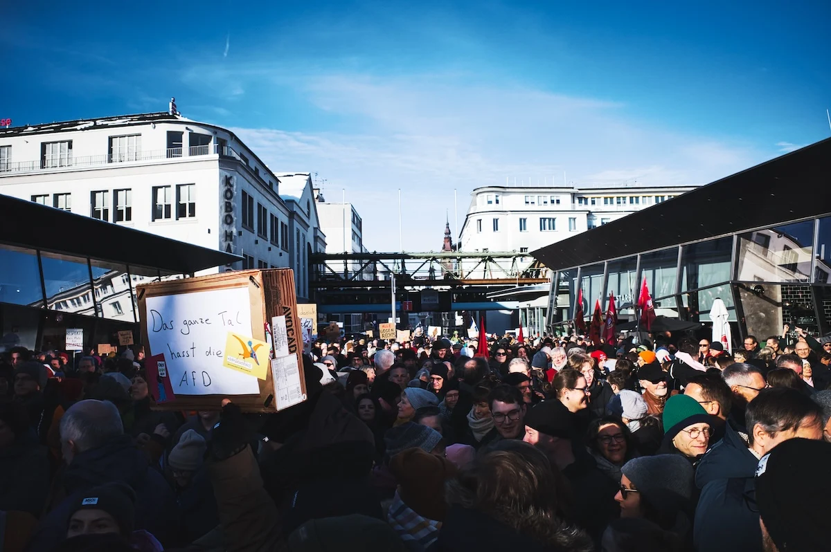 Wuppertal gemeinsam und solidarisch! Gegen  Ausgrenzung, Hass und Hetze! | Demo Fotos gegen Rechts
