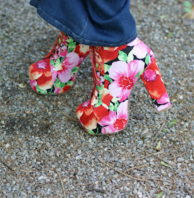 Jeffrey Campbell Lita shoes, flower print Lita shoes, Lita flower, Fashion and Cookies