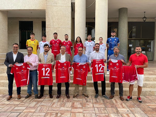 El CD Rincón presenta sus camisetas para la temporada 2022/23