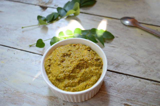 Curry Leaves Chutney| Curry Leaves Coconut Dip | Karuvepillai Thangai Thogayal