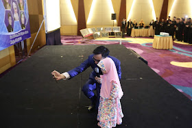 Motivator Muslim Indonesia Memberikan Seminar Motivasi Islami untuk 1.000 peserta dari Travel Arminareka Perdana Edvan M Kautsar