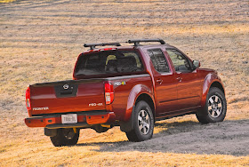 Rear 3/4 view of the 2014 Nissan Frontier PRO-4X