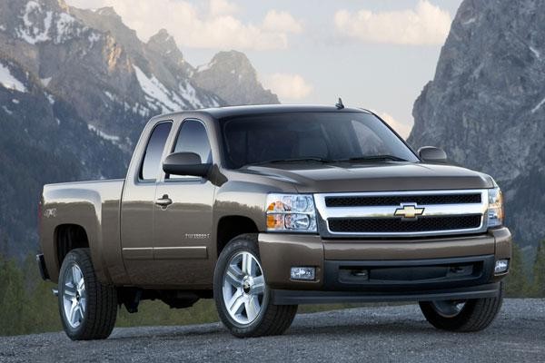 The different models of Chevrolet Silverado are 1500 Regular Cab