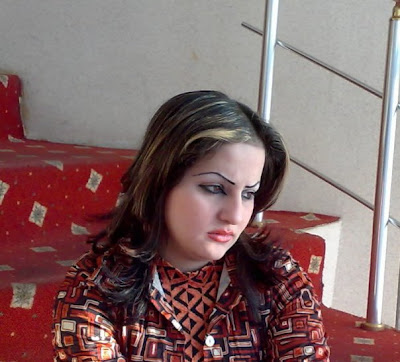 Beautiful Iraqi Poetess Shahad Al Shammari Photos 1