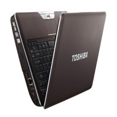 TOSHIBA Portege M900-P301