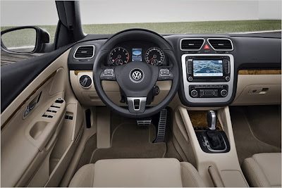 2011 Volkswagen Eos Coupe-cabriolet  has a new Led lights