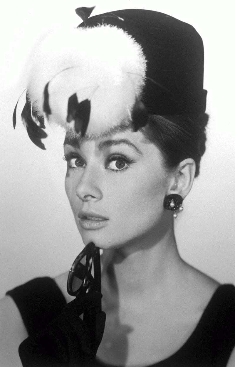 -THE LEGEND - Audrey Hepburn -