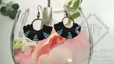 Pendientes en macramé, aros, aretes, Earrings, hoops, earrings in macramé by #AdrianaAbril