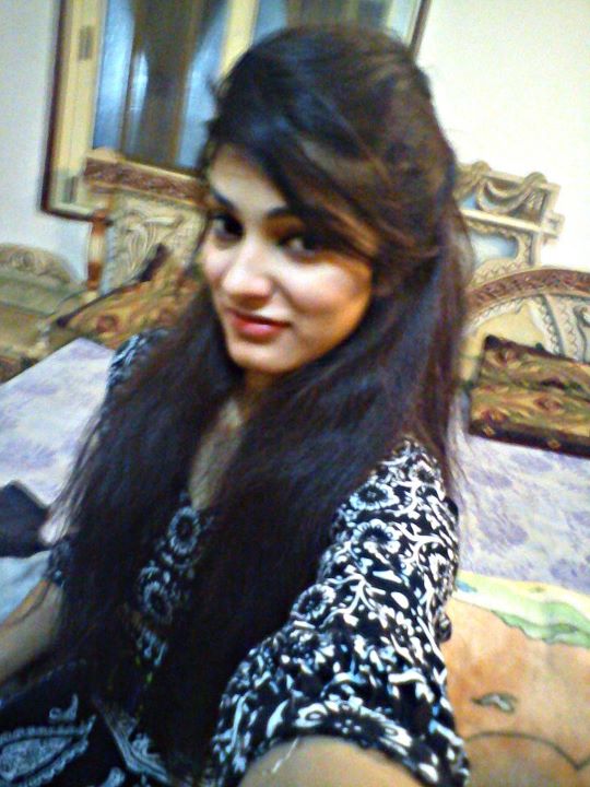 Kisa Anjum Desi Teen Karachi Girl