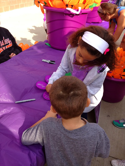 Walk to End Alzheimer’s the flowers