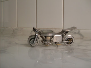 presente motociclista -Carlinhos Miniaturas Presentes Criativos