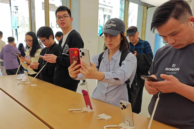 Apple's Shocking Sales Slump in China: Is This the End of iPhone Dominance?