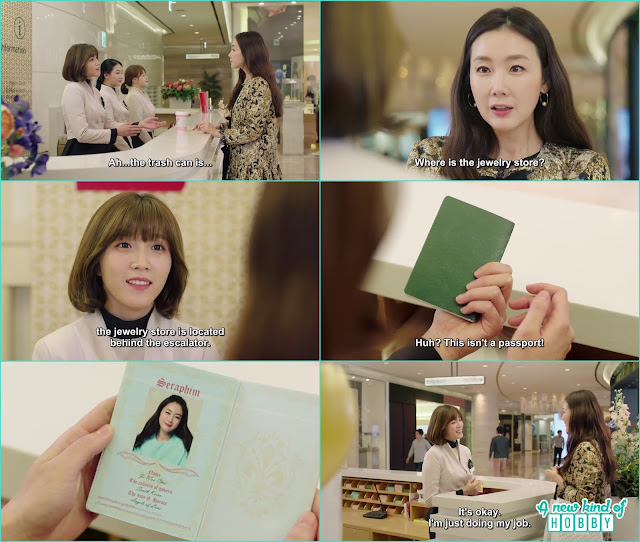  the second customer choi ji woo ask about jewellery shop but left a item look like a passport min soo jin saw and wanted to give back it to her choi ji woo come back and was thankful finding the thing - First Seven Kisses - Episode 1 Review (Eng Sub) 