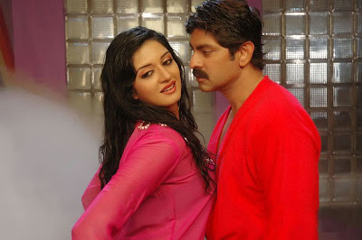 Vimala Raman and Jagapathy Babu sharing a moment in Telugu movie Chattam