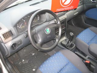 IMG_1351_1_1-2006-03-8-23-29.jpg