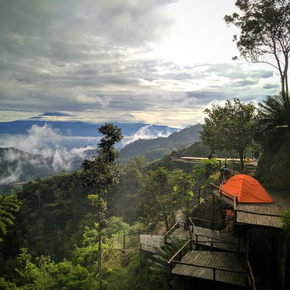 Bukit Isis Kulon Progo