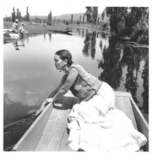 1936 - Frida a Xochimilco