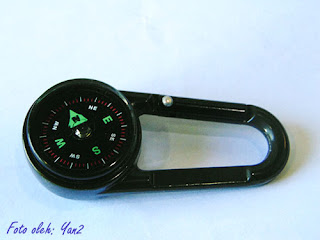 carrabiner cincin kait kompas termometer aksesoris