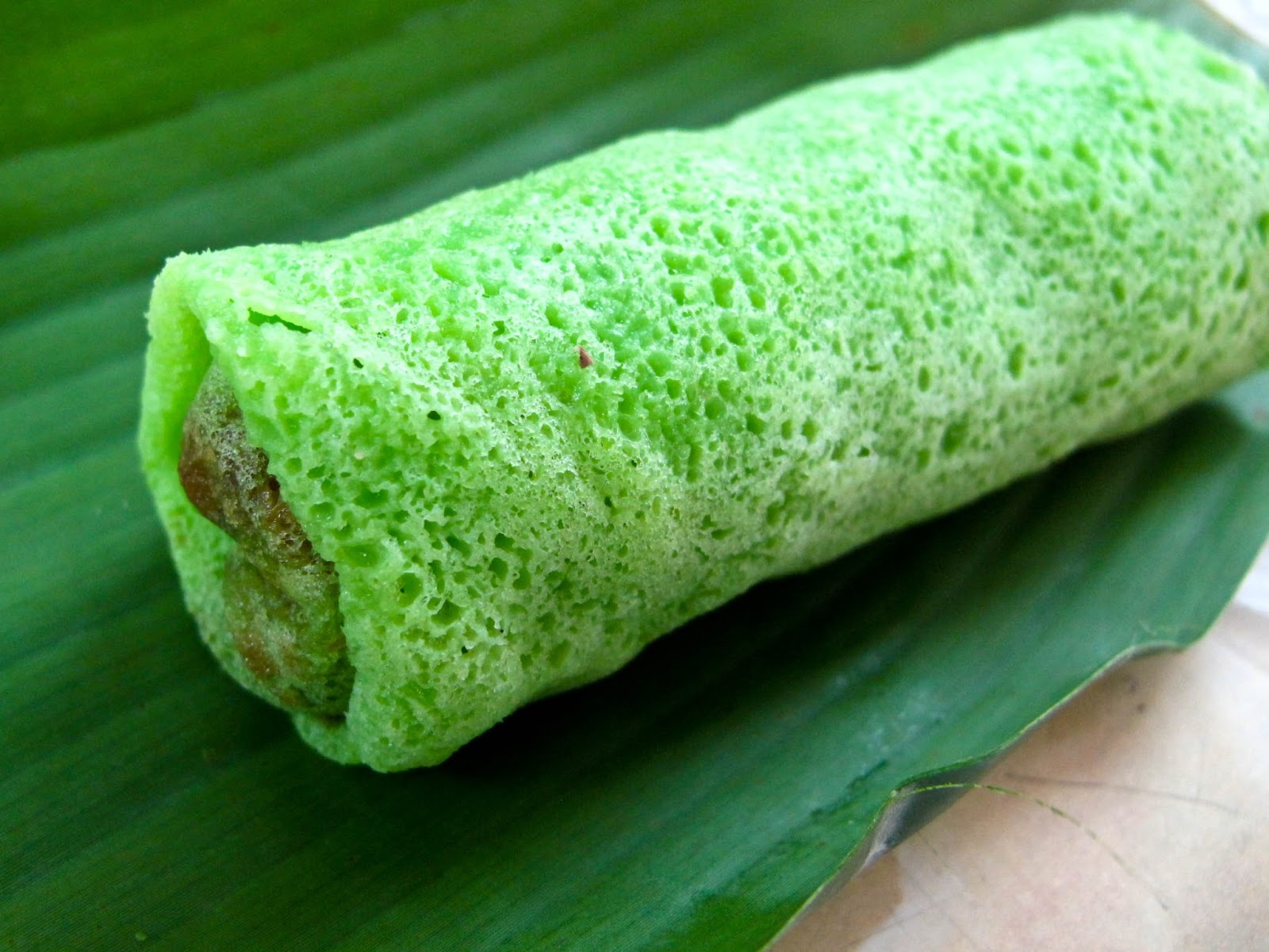 Simple Menu: Breakfast : Kuih Dadar - Pancake with Grated 