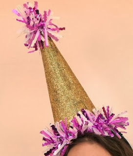 http://lasmanualidades.imujer.com/2007/02/03/gorros-de-cumpleanos