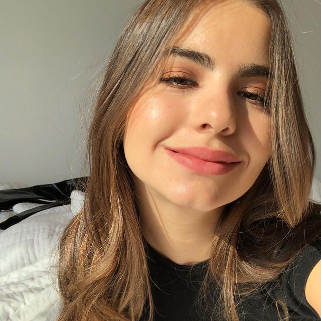 Violetta Komyshan (Instagram Star) Wiki, Bio, Age, Height, Weight, Body Measurements, Boyfriend, Net Worth, Facts