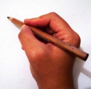 Pensil Yang Digunakan Sebagai Media Gambar