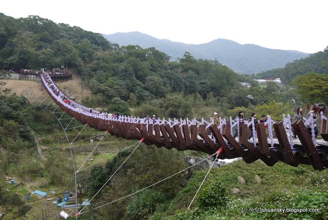 2011台北內湖白石湖吊橋