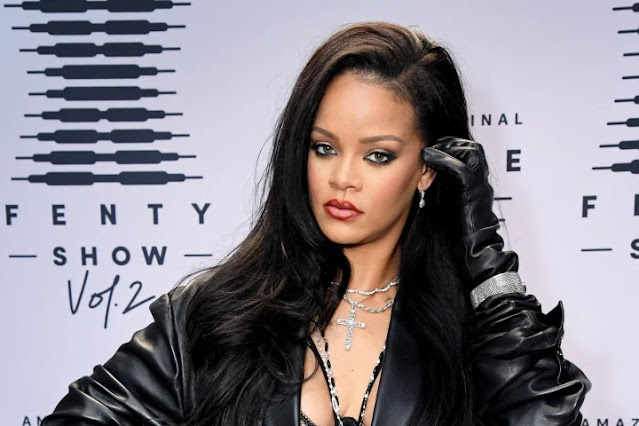 Rihanna is officially a billionaire According to Forbes 