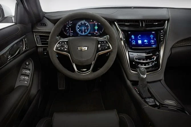 2016 Cadillac CTS-V First Look Photo Gallery