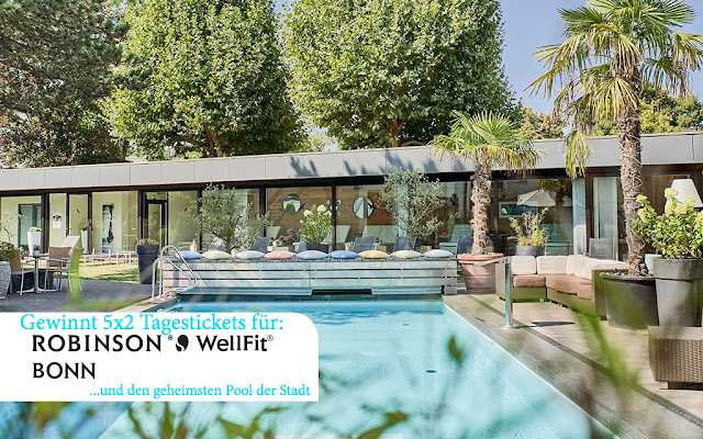 Pool_mit_Wellnessbereich