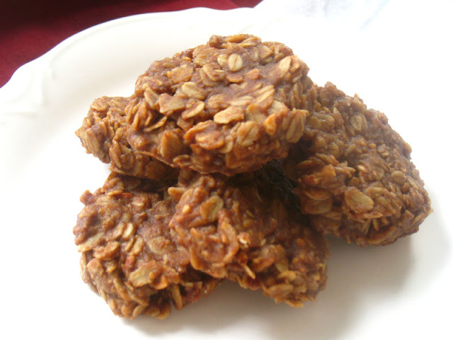 No-Bake Almond Butter Cookies