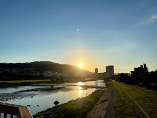 朝焼けの武庫川