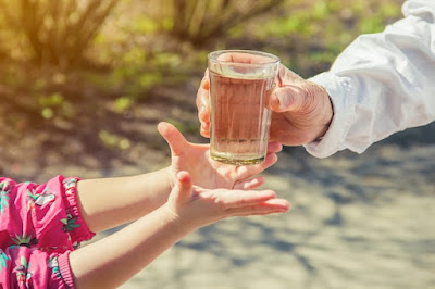 Agua purificada despachador expendedora