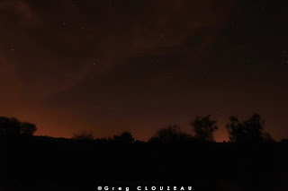 Ciel nuageux, ciel, rougeoyant dans les Trois Pignons