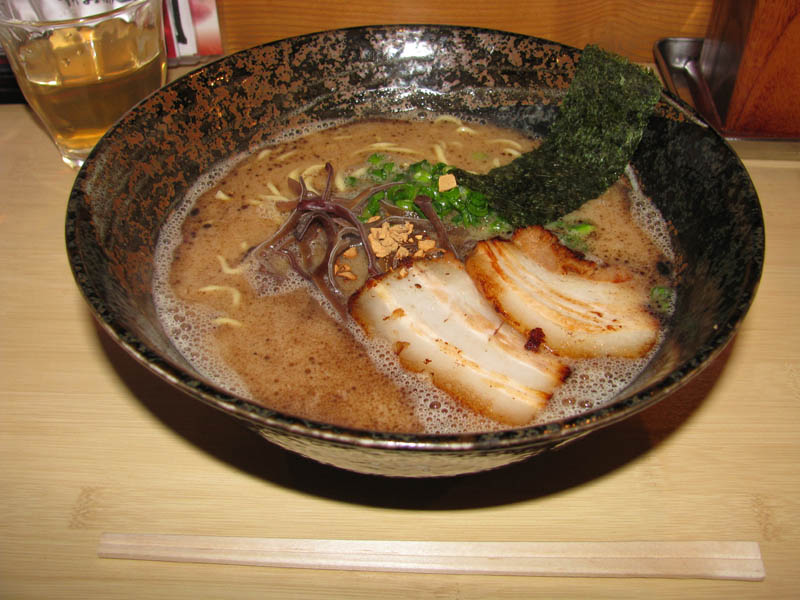 心生 麺商人・麺商人らーめん