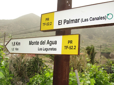 ALBERGUE DE BOLICO (LAS PORTELAS) - CASAS DE LA CUMBRE - LOS BAILADEROS (TENO ALTO) - EL PALMAR - LAS PORTELAS - ALBERGUE DE BOLICO, señal informativa del PR-TF-52.2