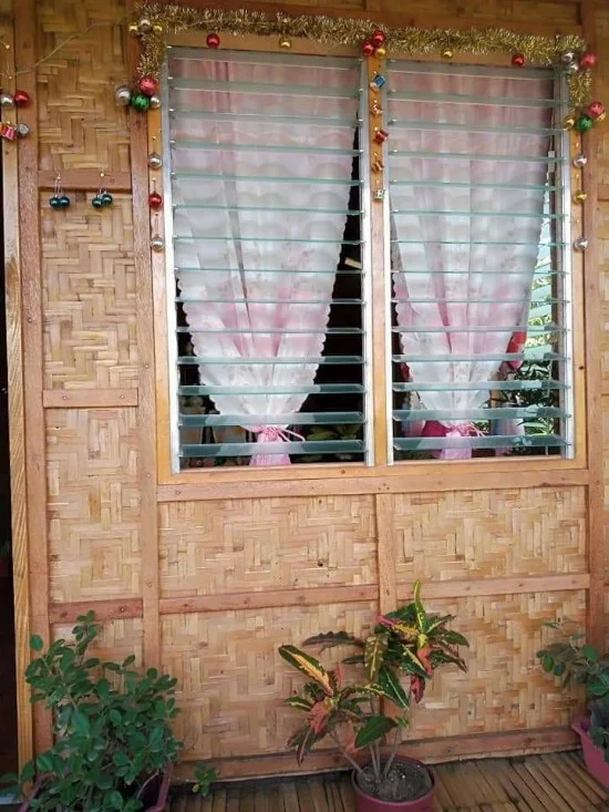desain rumah dinding anyaman bambu