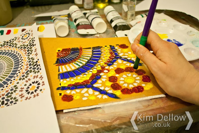 Using the DIY Moroccan tile inspired stencil by Kim Dellow