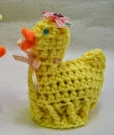 http://translate.google.es/translate?hl=es&sl=auto&tl=es&u=http%3A%2F%2Fdelights-gems.blogspot.com.es%2F2011%2F03%2Fcrocheted-chicken-and-duck-egg-cozies.html%23.VKxP98nLJq8